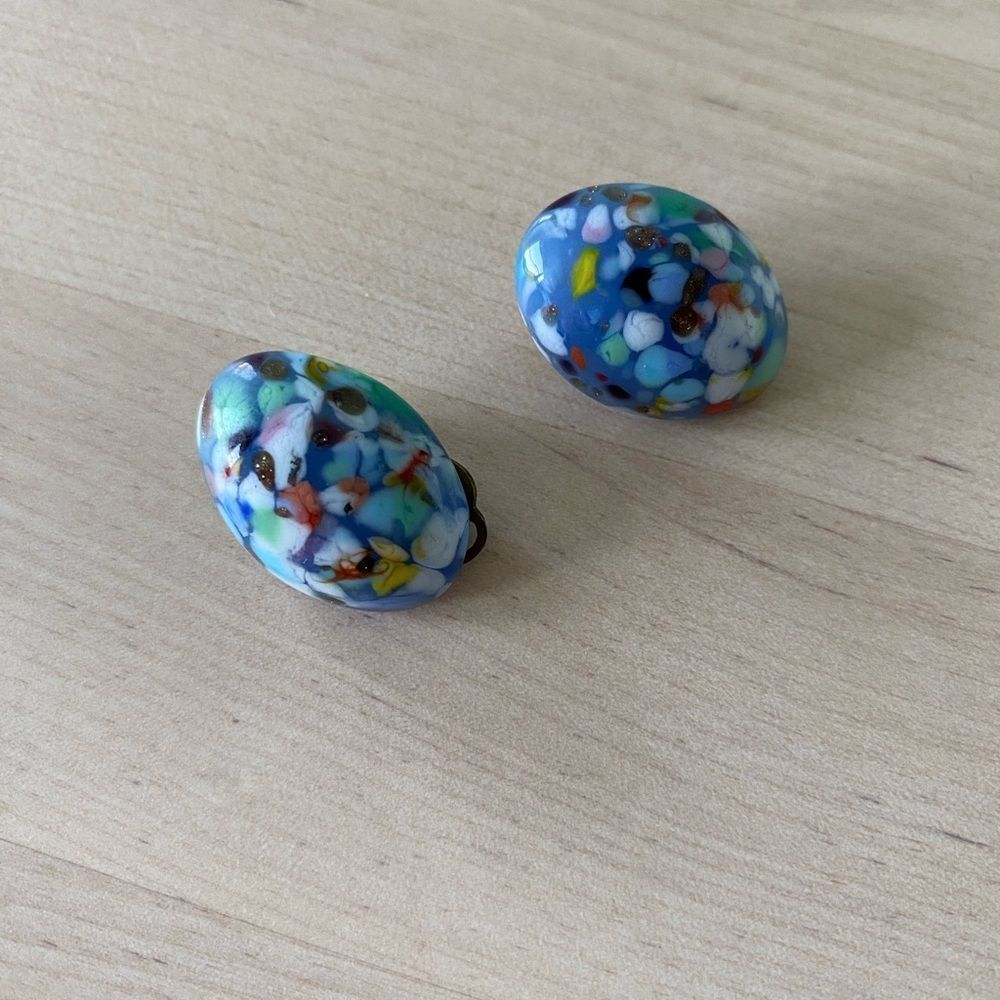 Vintage Multicolored Artistic Confetti Lucite Clip-on Earrings